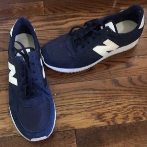 New balance women’s sneakers